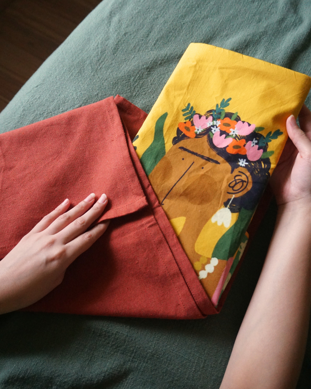 Frida I Cushion Cover