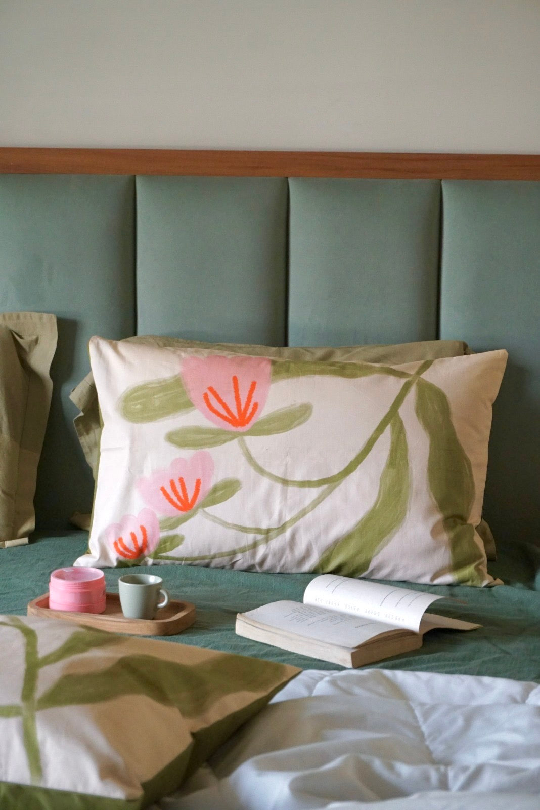 Fresh Bloom I Pillow Cover