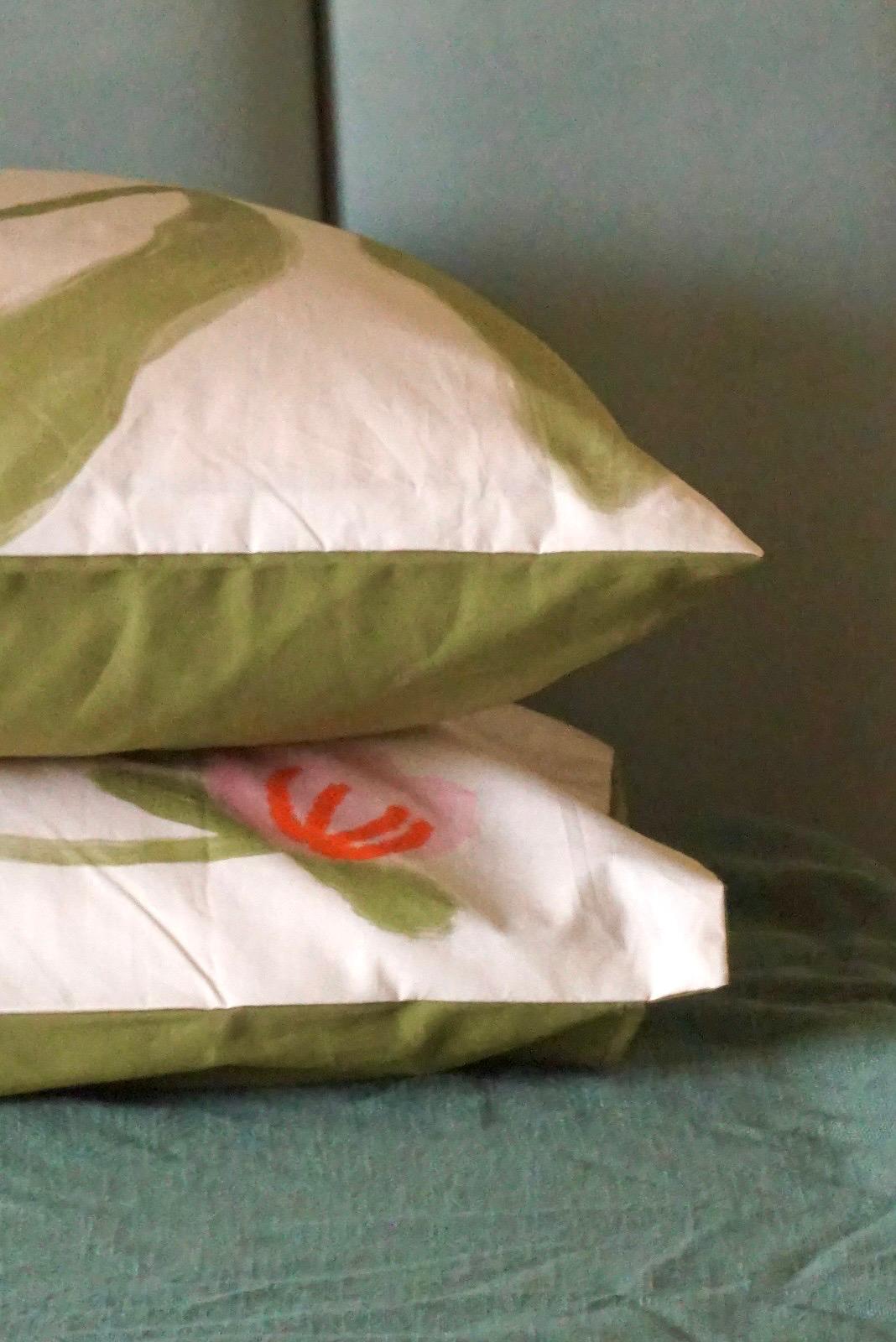 Fresh Bloom I Pillow Cover